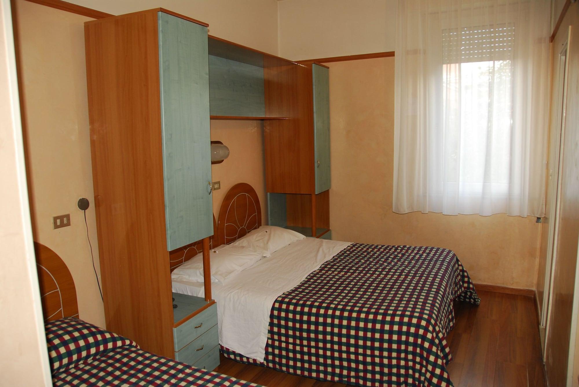 Hotel Britannia Rimini Marina Centro Kültér fotó