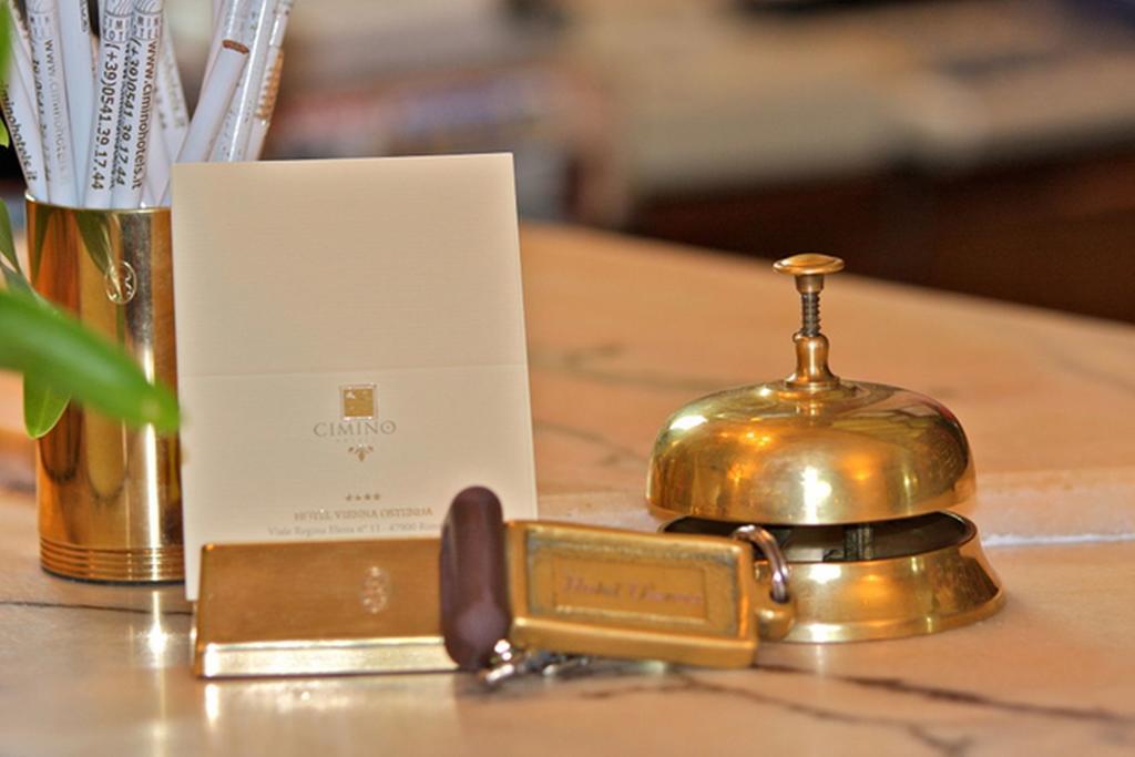Hotel Britannia Rimini Marina Centro Kültér fotó