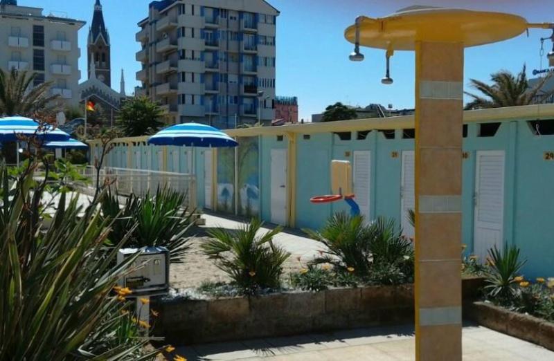 Hotel Britannia Rimini Marina Centro Kültér fotó